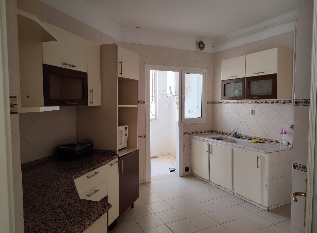 Ain Zaghouan&nbsp;Ain Zaghouan&nbsp;Location&nbsp;Appart. 3 pi�ces&nbsp;Spacieux appart avec vue degag�e