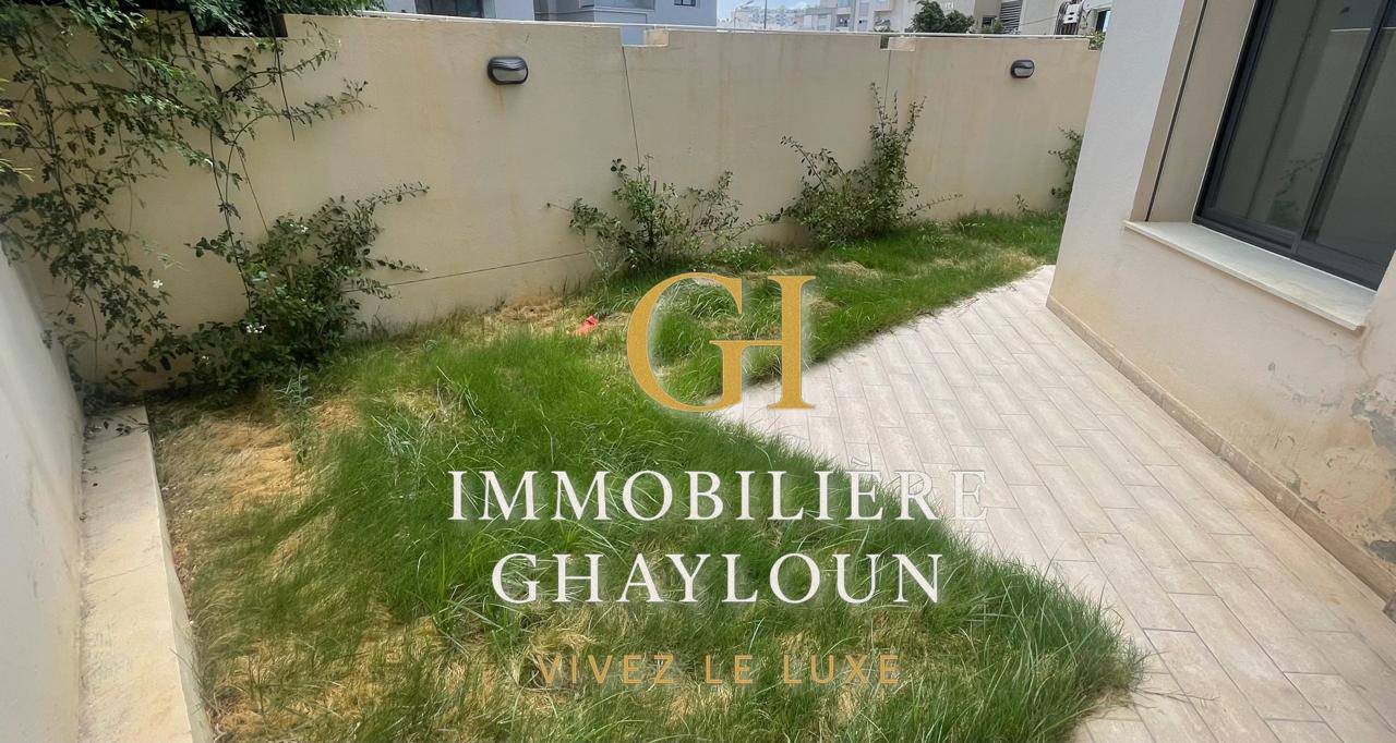 Ariana Ville&nbsp;Cite Ennasr 2&nbsp;Location&nbsp;Appart. 3 pi�ces&nbsp;S2 avec jardin presque neuf