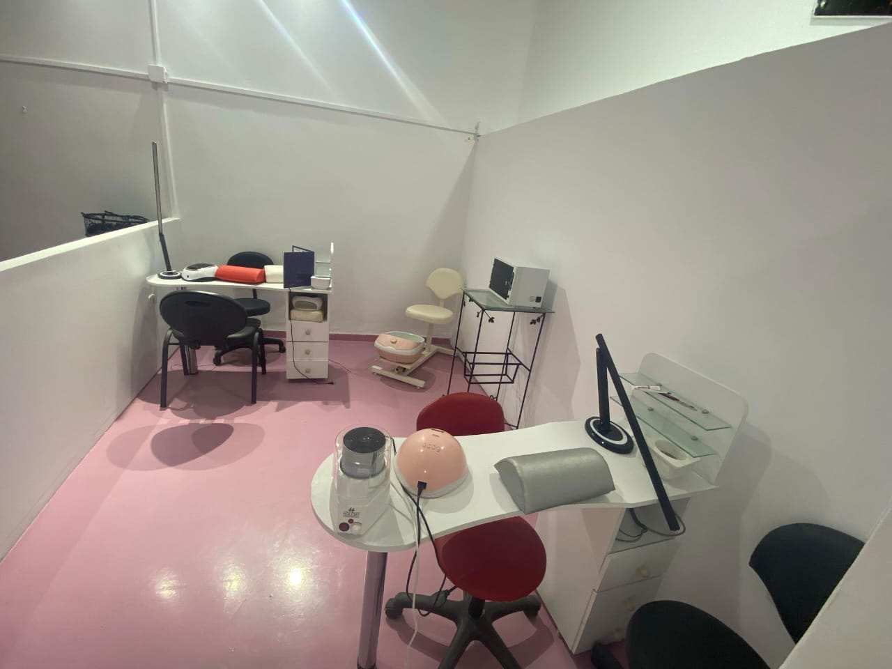 Ariana Ville&nbsp;Ariana&nbsp;Location&nbsp;Surfaces&nbsp;Centre d'esth�tique dames ariana