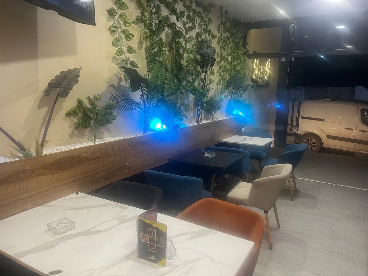 Ariana Ville&nbsp;El Menzah 5&nbsp;Vente&nbsp;Surfaces&nbsp;Fond et mat�riel caf�t�ria menzah 5