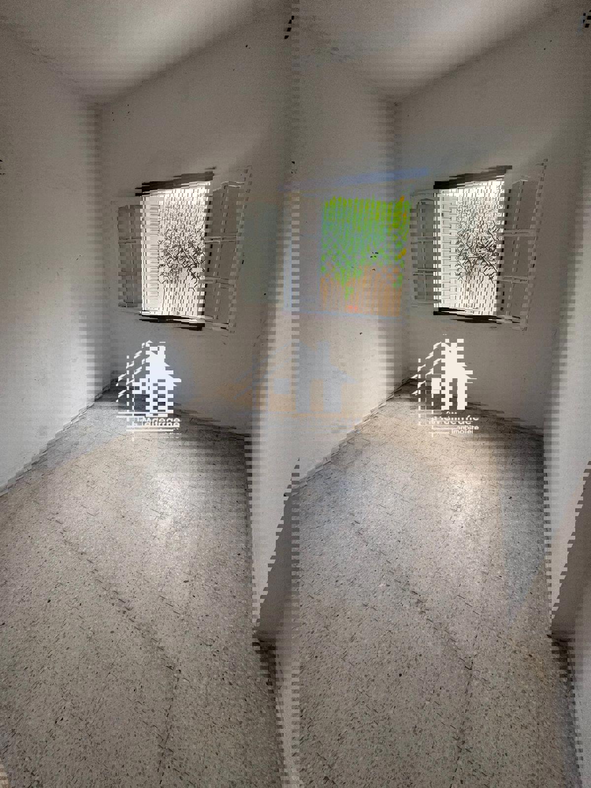 Le Bardo&nbsp;Khaznadar&nbsp;Location&nbsp;Appart. 3 pi�ces&nbsp;�tage de villa s2 rdc