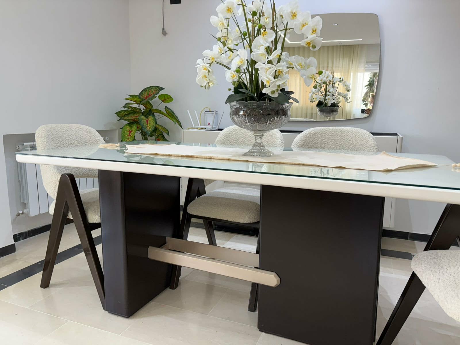 Ezzahra&nbsp;Ezzahra&nbsp;Salon - Salle � manger &nbsp;Salons&nbsp;Salon et salle � manger presque neufs