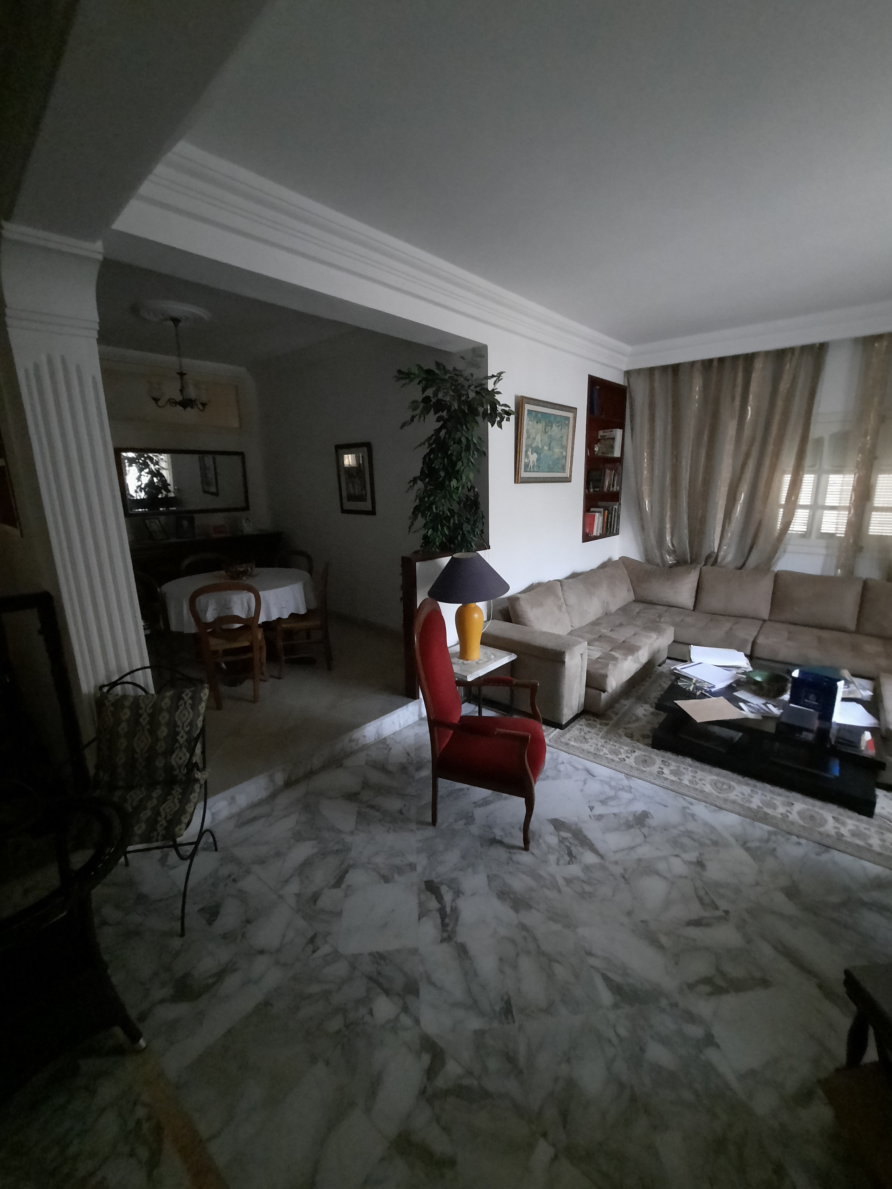 Ariana Ville&nbsp;Cite Ennasr 2&nbsp;Location&nbsp;Maisons&nbsp;Villa spacieuse avec piscine