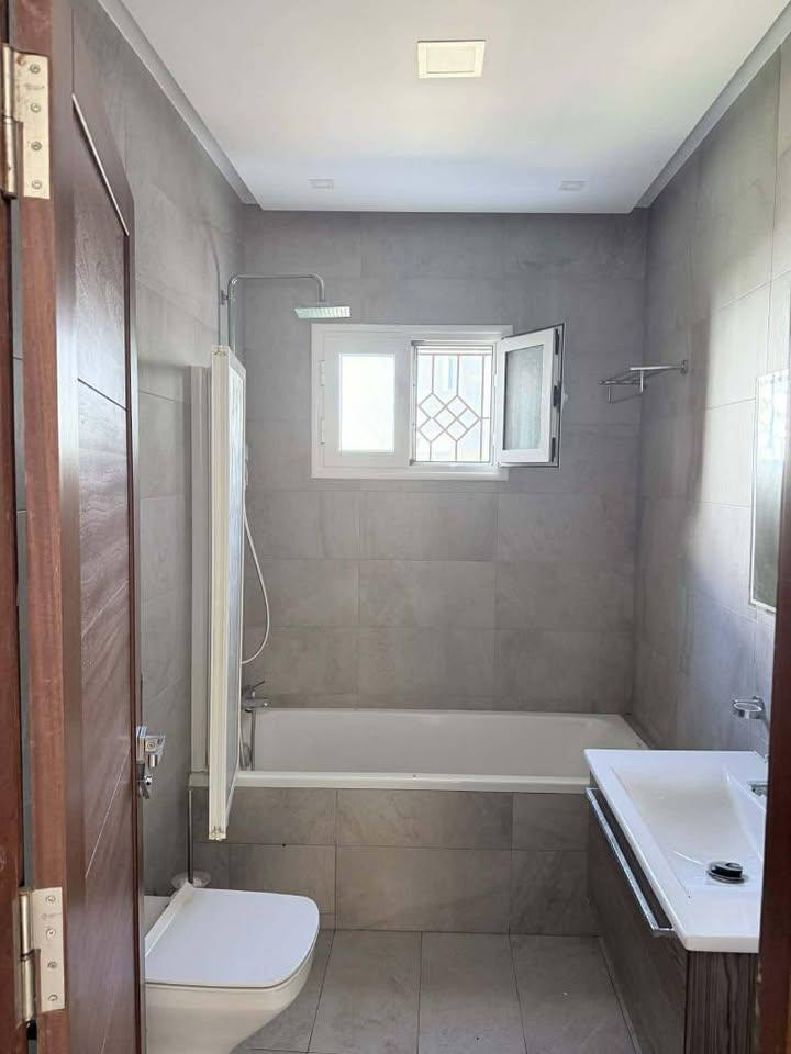 El Menzah&nbsp;El Manar 1&nbsp;Location&nbsp;Maisons&nbsp;Joli �tage de villa rdc s3