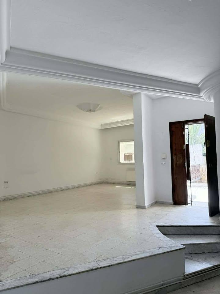 El Menzah&nbsp;El Manar 1&nbsp;Location&nbsp;Maisons&nbsp;Joli �tage de villa rdc s3