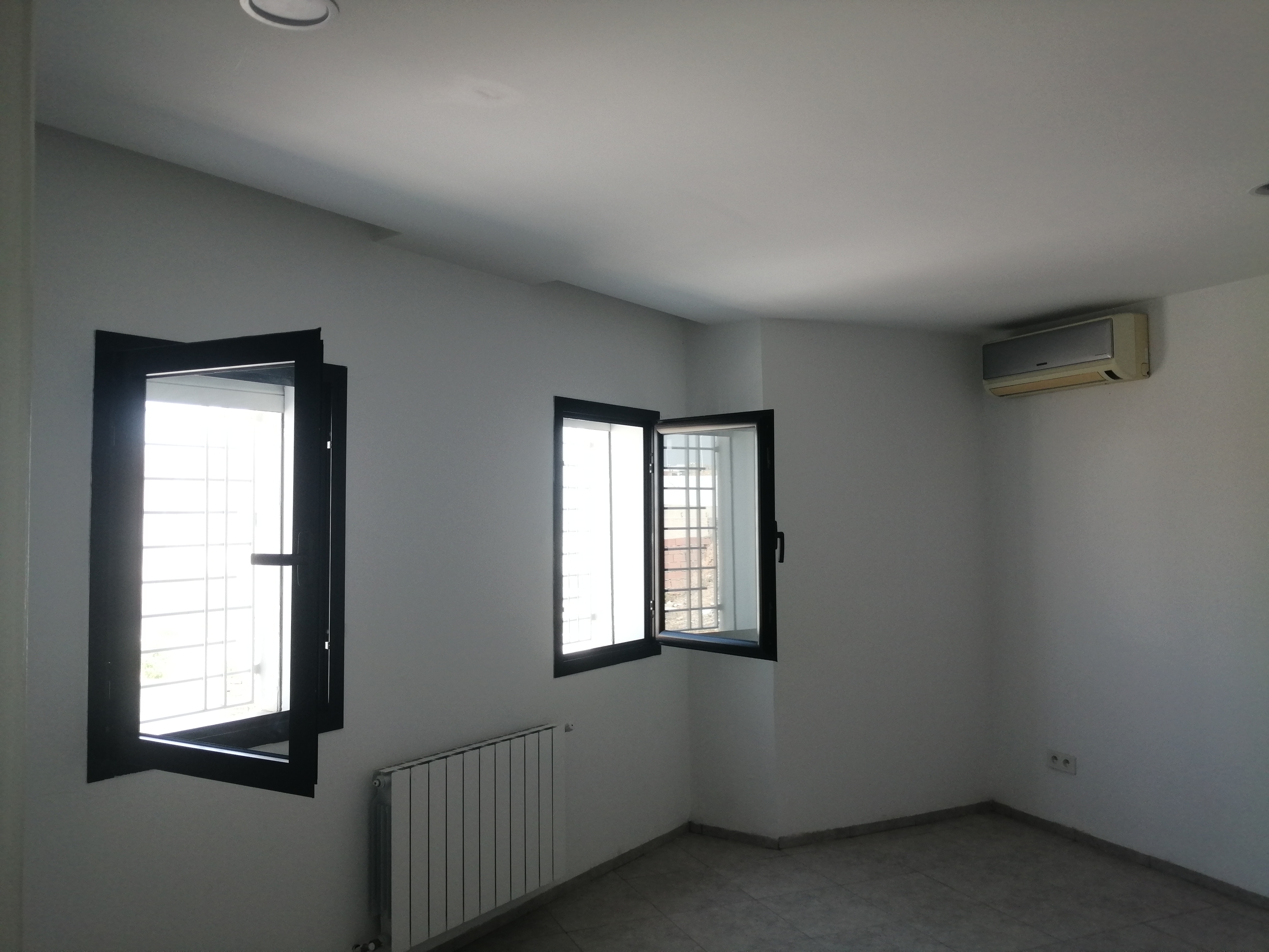 Mnihla&nbsp;Jardins d'el Menzah&nbsp;Location&nbsp;Appart. 1 pi�ce&nbsp;Joli studio s1 au rdc