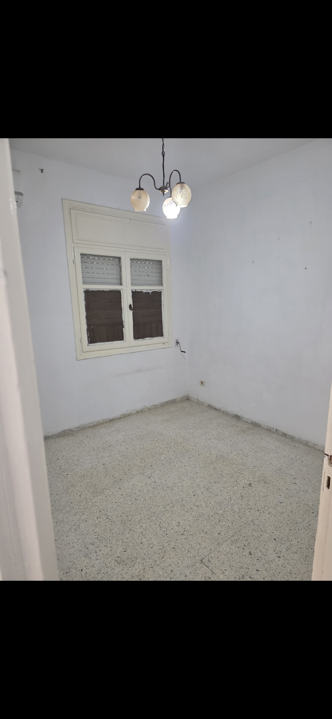 El Menzah&nbsp;El Manar 1&nbsp;Location&nbsp;Appart. 2 pi�ces&nbsp;Studio s1 manar1 rez de chauss�e