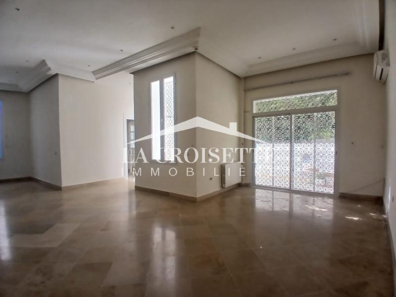 La Marsa&nbsp;Marsa Safsaf&nbsp;Location&nbsp;Duplex&nbsp;Duplex s4 avec terrasse � la marsa mdl0723