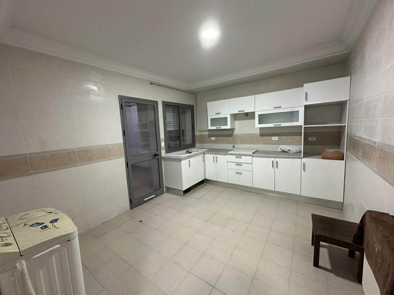 Ain Zaghouan&nbsp;Ain Zaghouan&nbsp;Location&nbsp;Appart. 3 pi�ces&nbsp;Hall plus 3 pieces