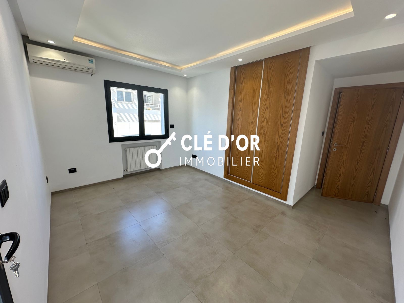 Ain Zaghouan&nbsp;Jardins de Carthage&nbsp;Location&nbsp;Appart. 4 pi�ces&nbsp;S3 au lac 1