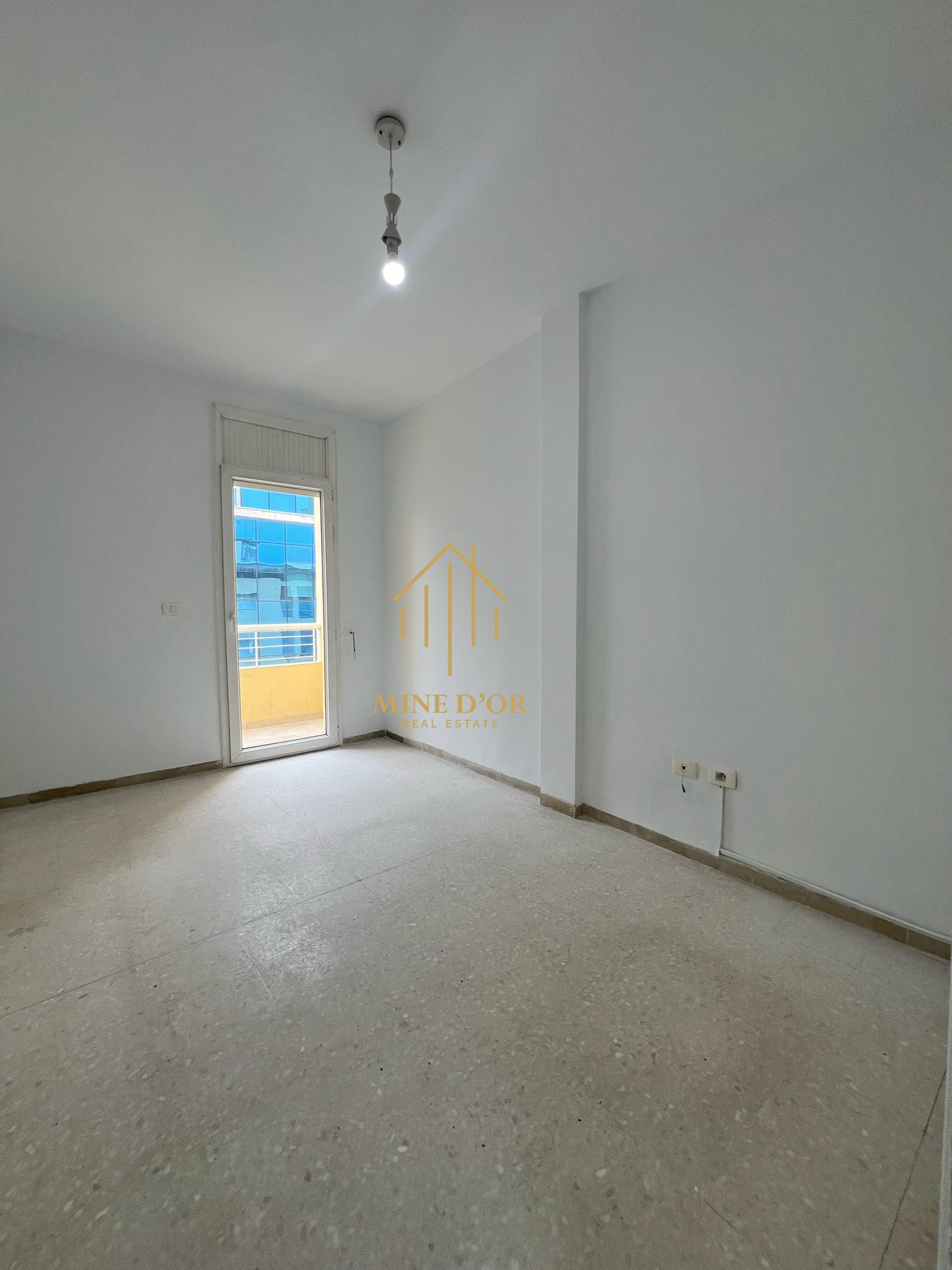 Cite El Khadra&nbsp;Zone urbaine nord&nbsp;Vente&nbsp;Appart. 3 pi�ces&nbsp;Av apprt usage bureau ou habitation au cun