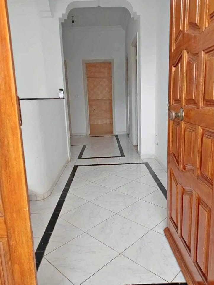 Mnihla&nbsp;Jardins d'el Menzah&nbsp;Location&nbsp;Appart. 3 pi�ces&nbsp;Rez de chauss�e s3 avec entr�e ind�pendante