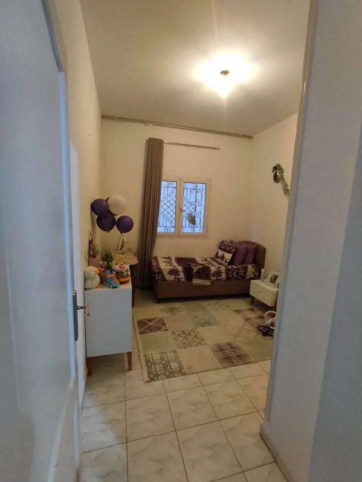 Mnihla&nbsp;Jardins d'el Menzah&nbsp;Location&nbsp;Appart. 3 pi�ces&nbsp;Rez de chauss�e s3 avec entr�e ind�pendante