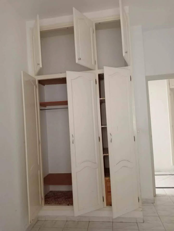 Mnihla&nbsp;Jardins d'el Menzah&nbsp;Location&nbsp;Appart. 3 pi�ces&nbsp;Rez de chauss�e s3 avec entr�e ind�pendante