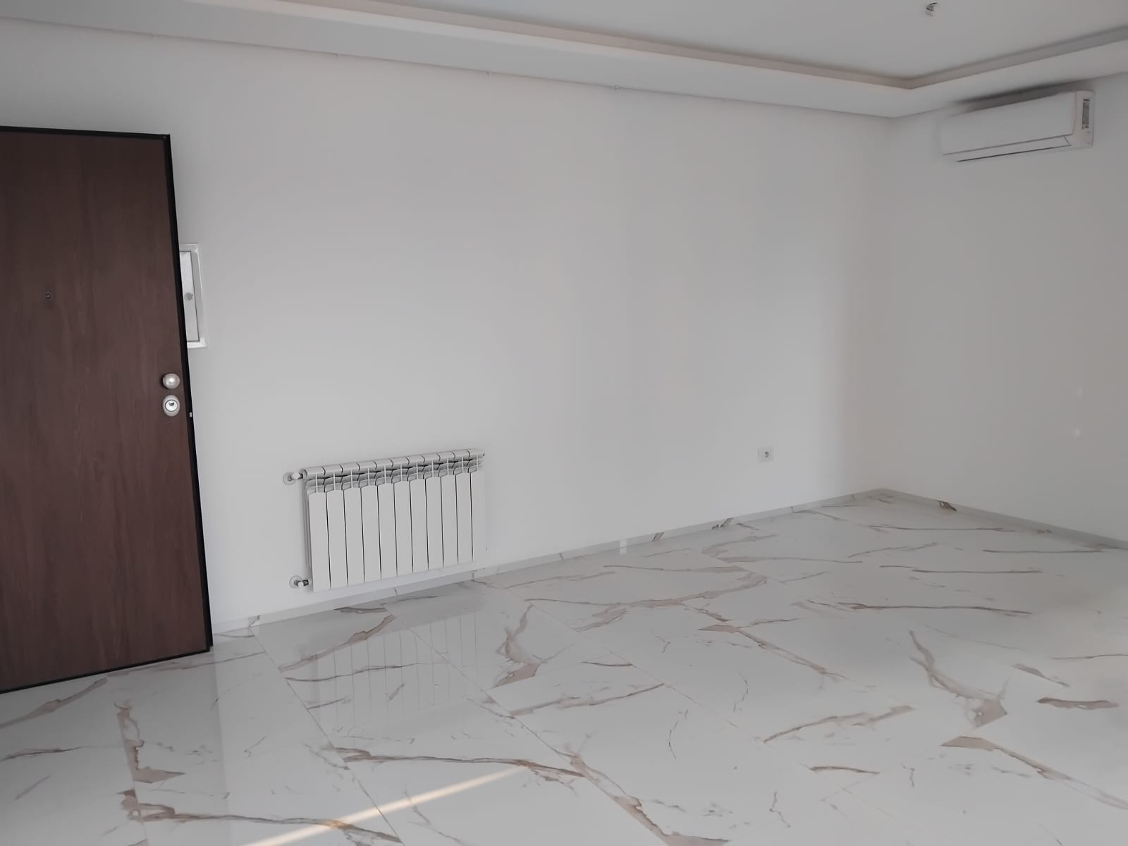 La Marsa&nbsp;El Aouina&nbsp;Location&nbsp;Appart. 2 pi�ces&nbsp;Appartement s1 neuf jamais habit�