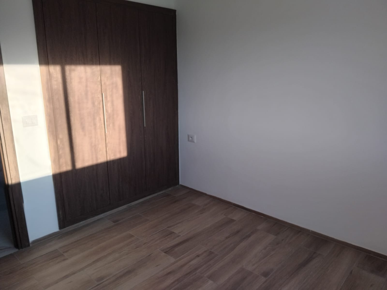 La Marsa&nbsp;El Aouina&nbsp;Location&nbsp;Appart. 2 pi�ces&nbsp;Appartement s1 neuf jamais habit�