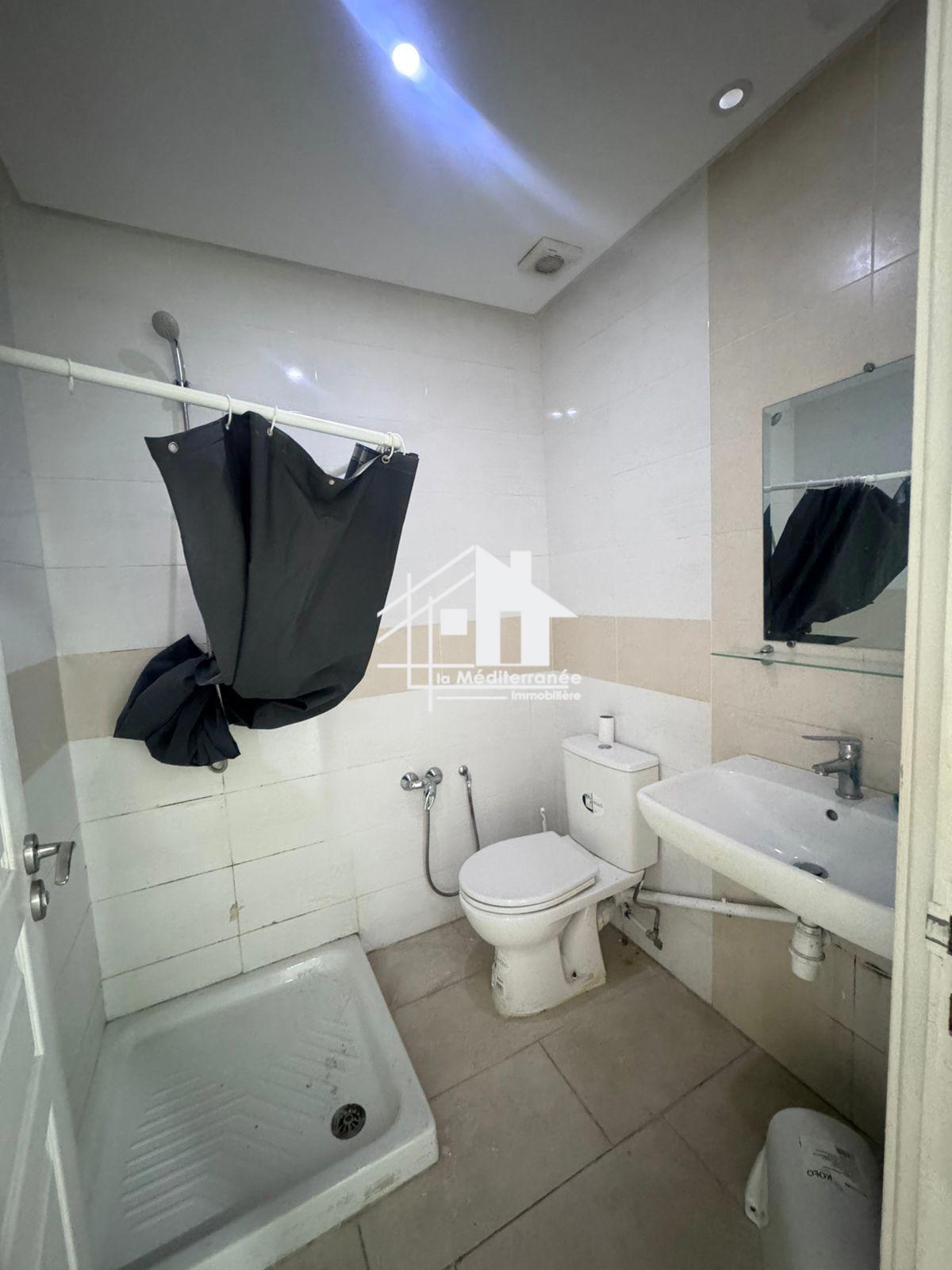 Le Bardo&nbsp;Le Bardo&nbsp;Location&nbsp;Appart. 2 pi�ces&nbsp;Appartement s1  situ� au 1�re �tage avec ascenceur