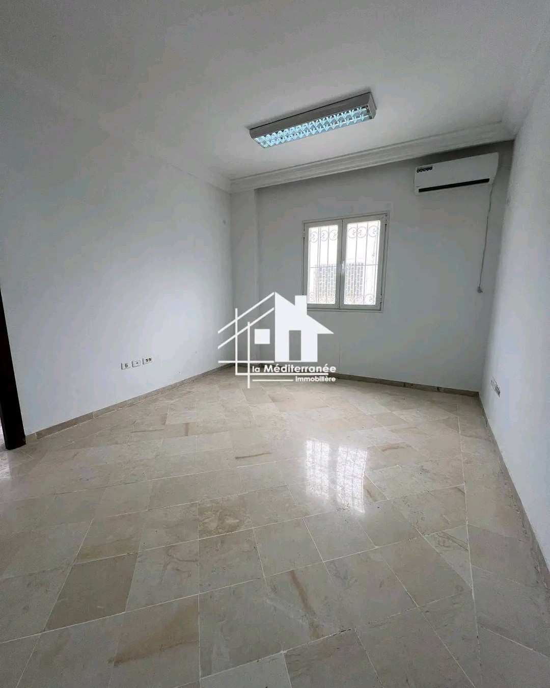 Le Bardo&nbsp;Le Bardo&nbsp;Location&nbsp;Autre&nbsp;Bureau h1 hst