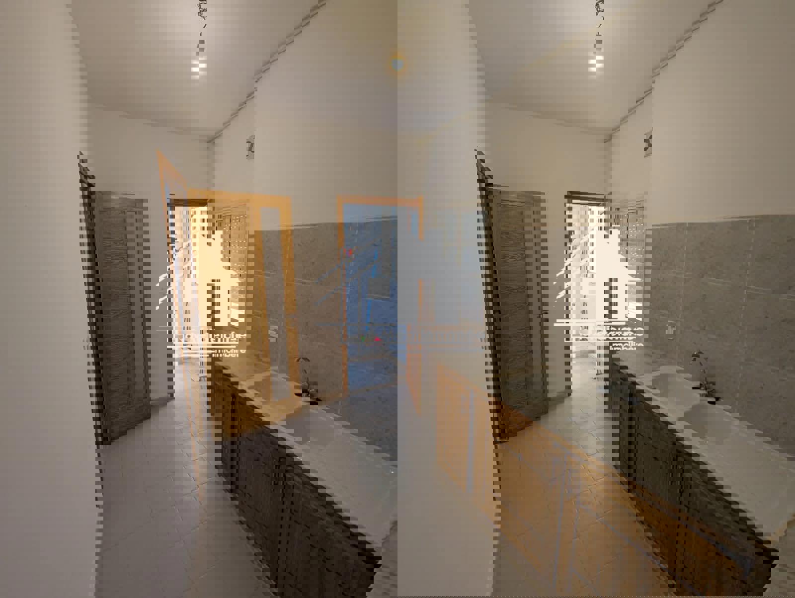 Bab Souika&nbsp;Bab Sidi Abdessalem&nbsp;Location&nbsp;Autre&nbsp;S2 �tage de villa