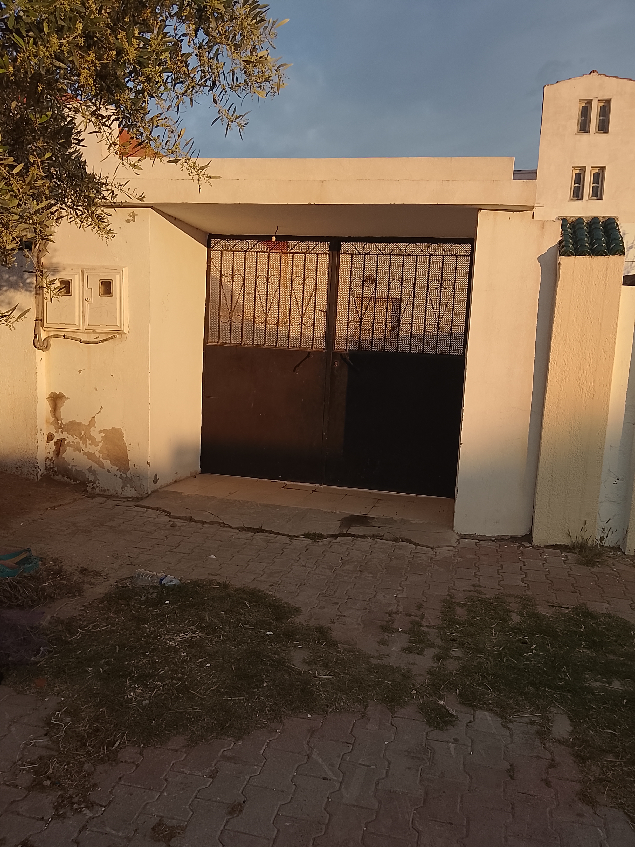 El Hencha&nbsp;El Hencha&nbsp;Location&nbsp;Appart. 1 pi�ce&nbsp;Petite maison  la hencha  sfax
