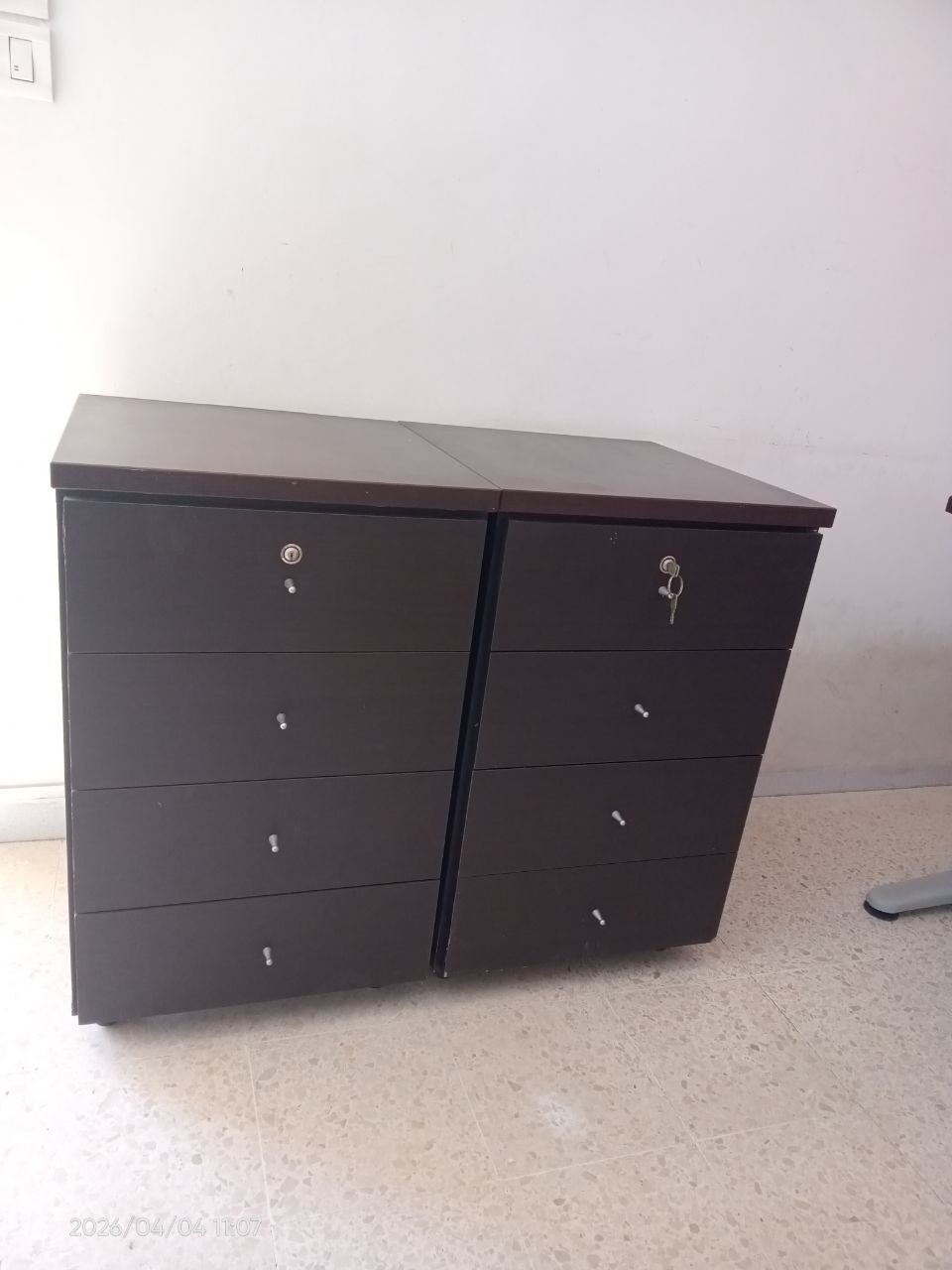 El Menzah&nbsp;El Menzah 9&nbsp;Meubles de bureau&nbsp;Materiels Accessoires de bureau&nbsp;Mobilier de qualit� � saisir tr�s int�ressante