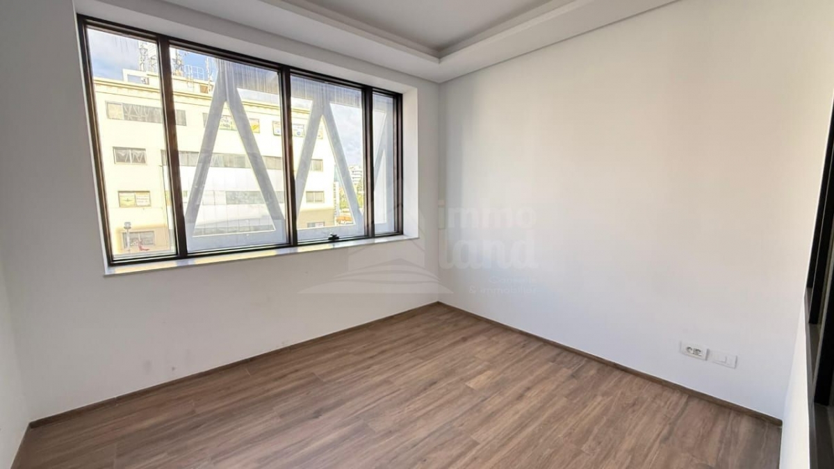 Bureaux & Commerces&nbsp;Bureau