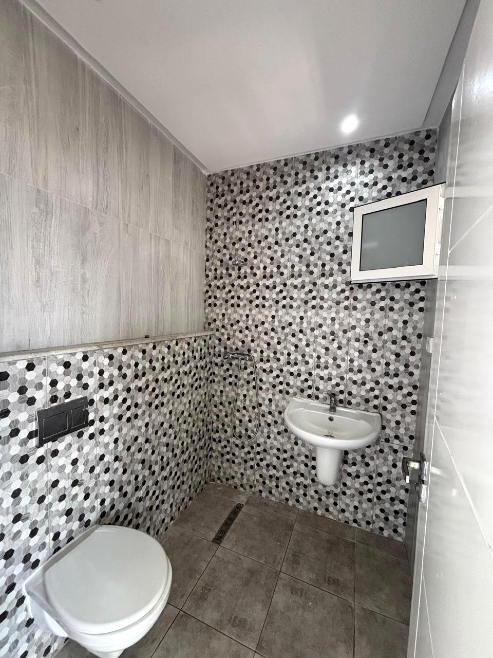 Ariana Ville&nbsp;Ariana&nbsp;Location&nbsp;Appart. 1 pi�ce&nbsp;Appartement s1 de 70 m a ariana