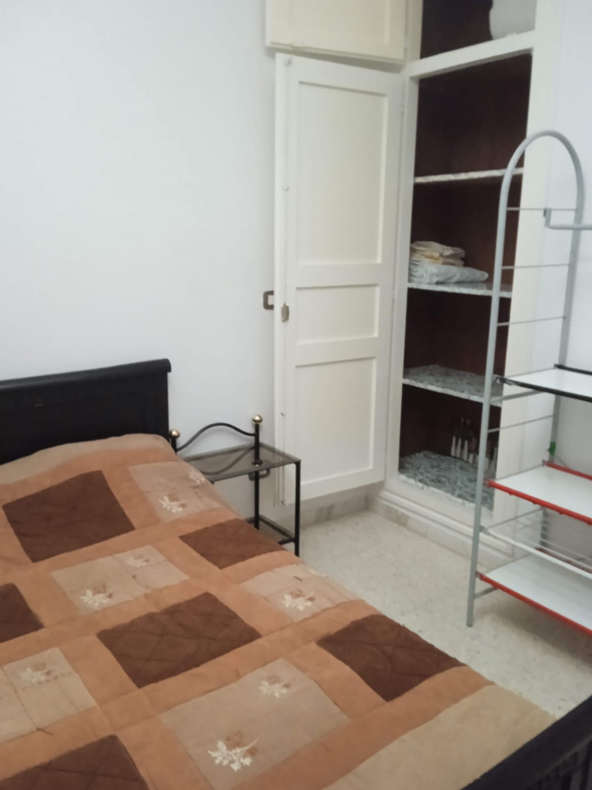 Ariana Ville&nbsp;Cite Ennasr 2&nbsp;Location&nbsp;Appart. 2 pi�ces&nbsp;S plus 1 meubl� a ennasr 2 wb4456