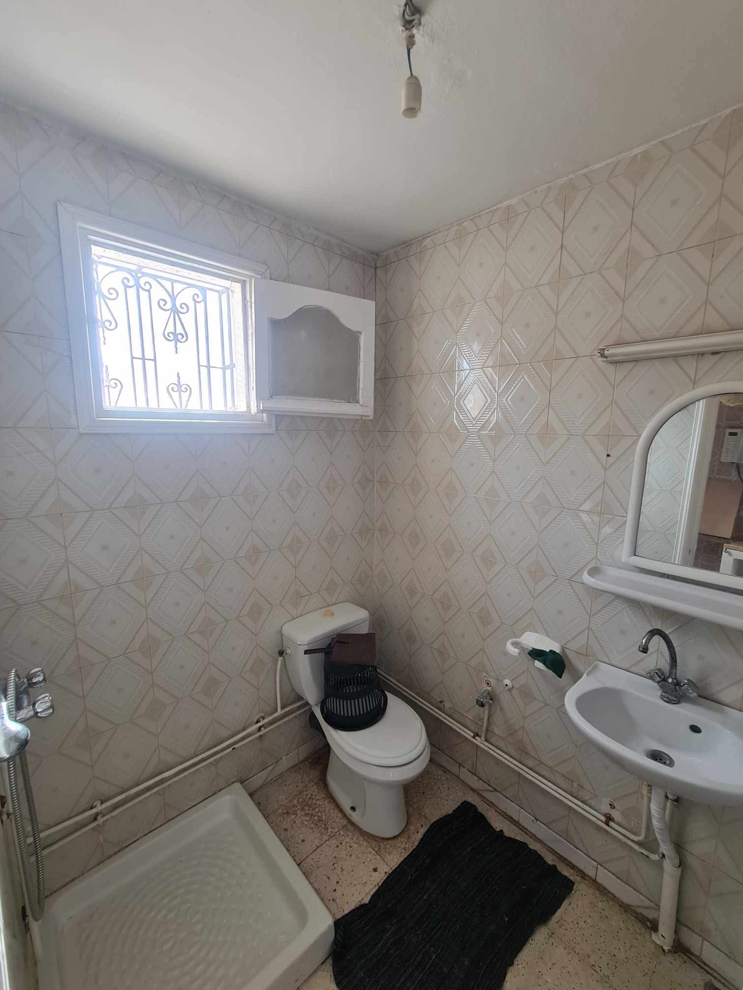 Cite El Khadra&nbsp;Cite Oplympique&nbsp;Location&nbsp;Maisons&nbsp;Studio s1 semi meubl� a la cit� olympique wb2432