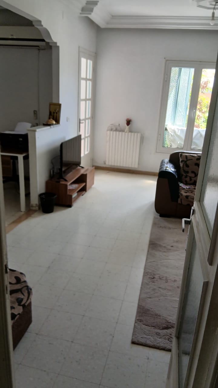 Ariana Ville&nbsp;Riadh Landlous&nbsp;Location&nbsp;Appart. 4 pi�ces&nbsp;S plus 3 vide a riadh landalos wb4472