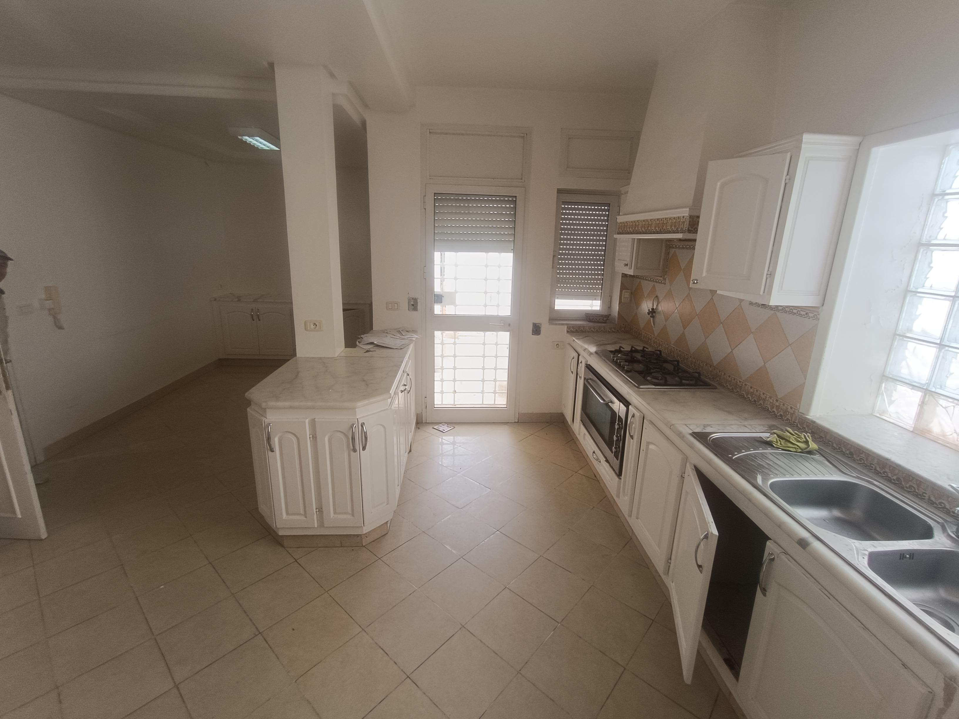 Ariana Ville&nbsp;El Menzah 7&nbsp;Location&nbsp;Maisons&nbsp;Menzah 7 villa usage habitation ou bureautique