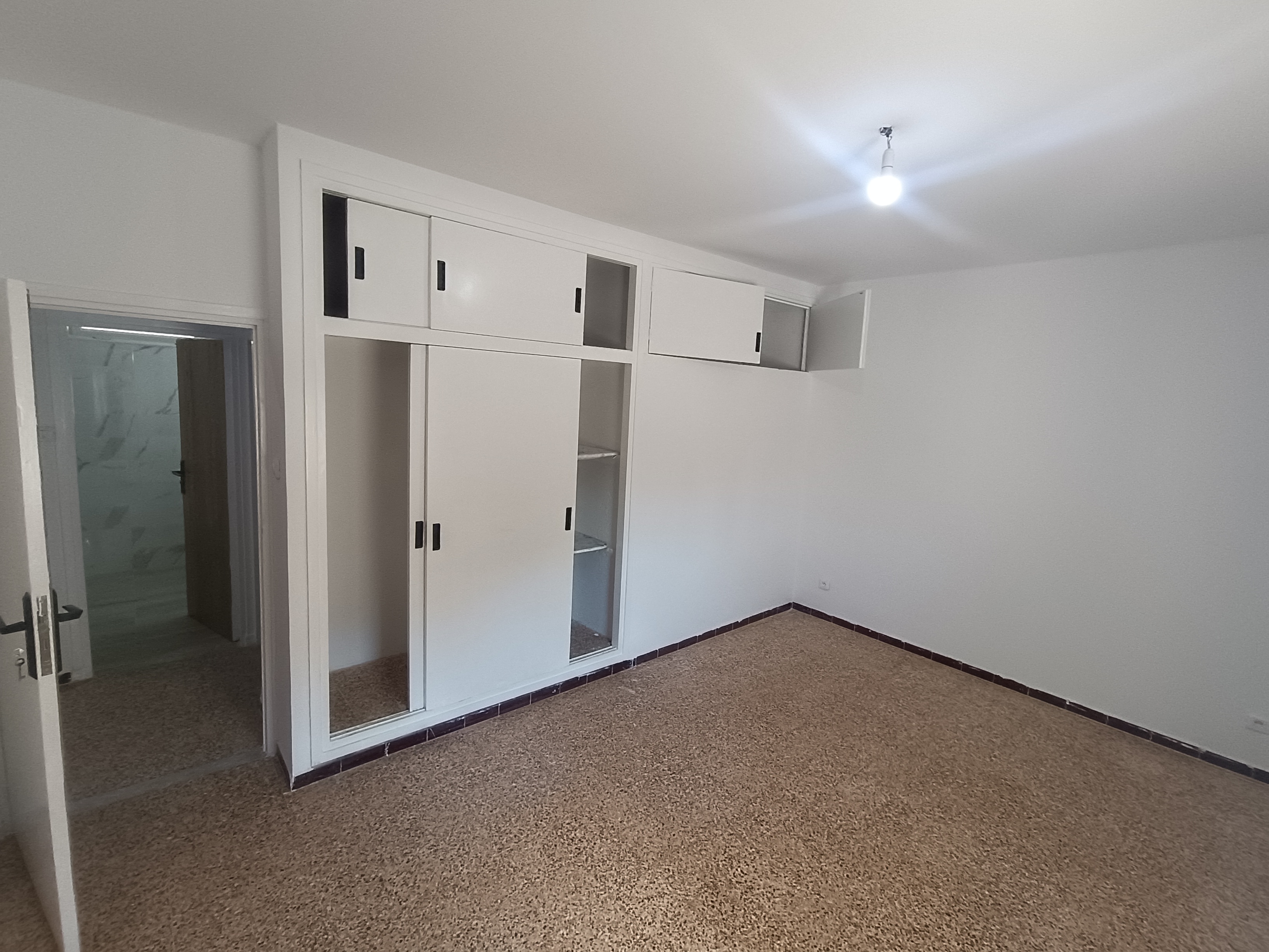 Ariana Ville&nbsp;Borj El Baccouche&nbsp;Vente&nbsp;Appart. 3 pi�ces&nbsp;Appartement s2 renove au premier etg