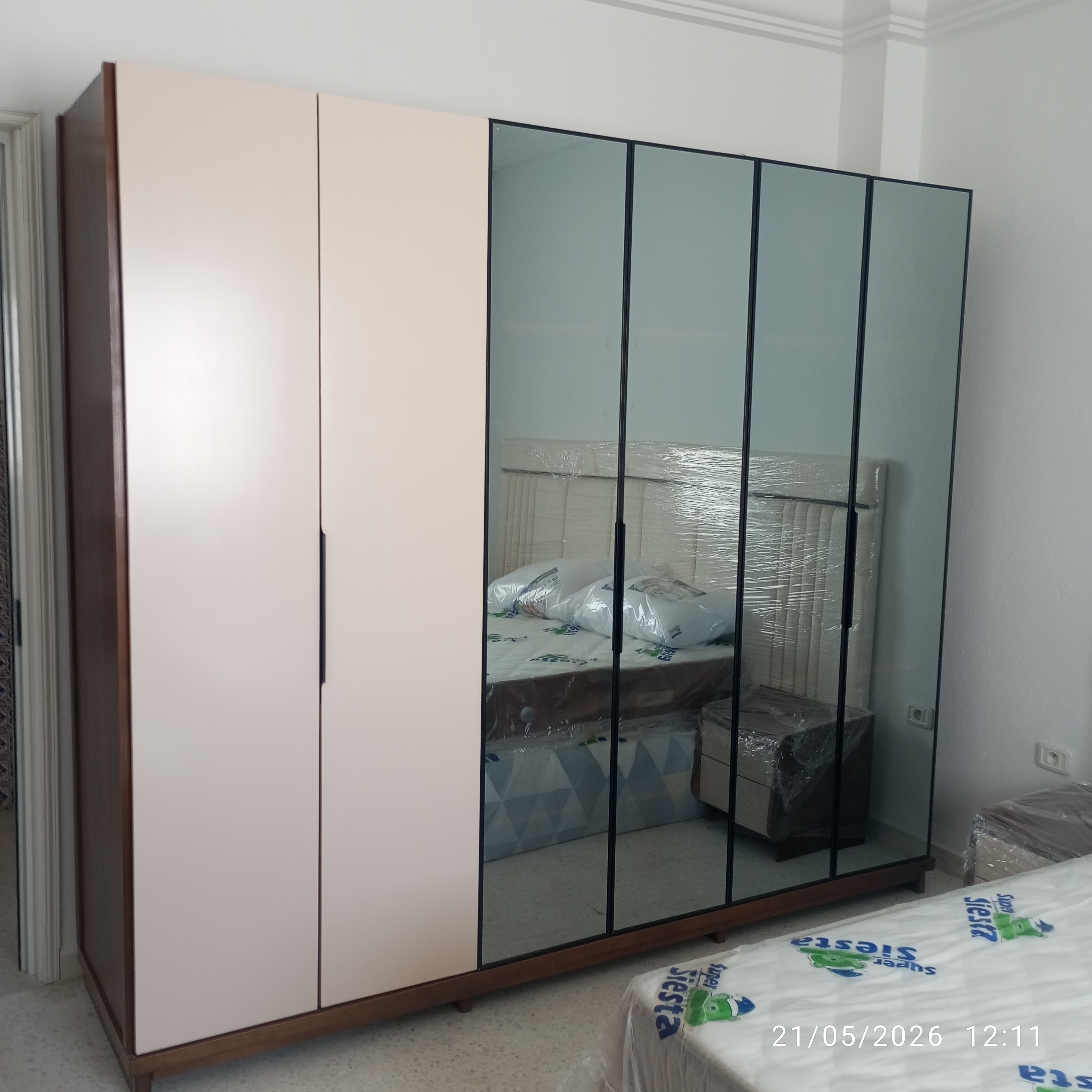 La Soukra&nbsp;Borj Louzir&nbsp;Chambres � coucher&nbsp;Chambres � coucher&nbsp;Chambre a coucher moderne cachet�e