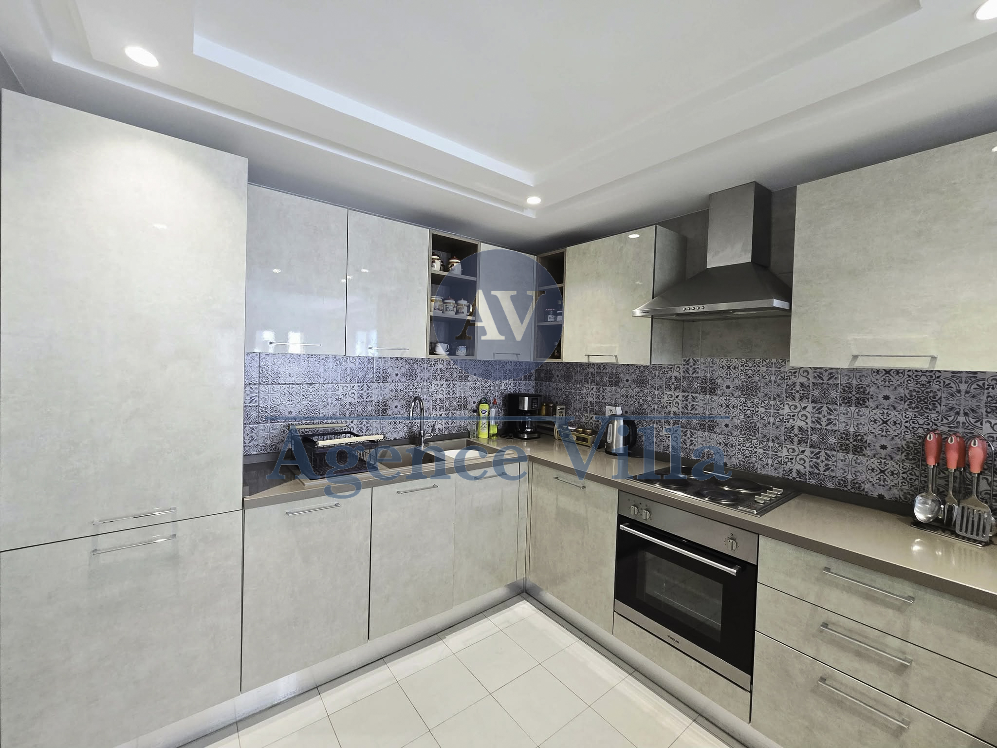 Location&nbsp;Appart. 5 pi�ces+