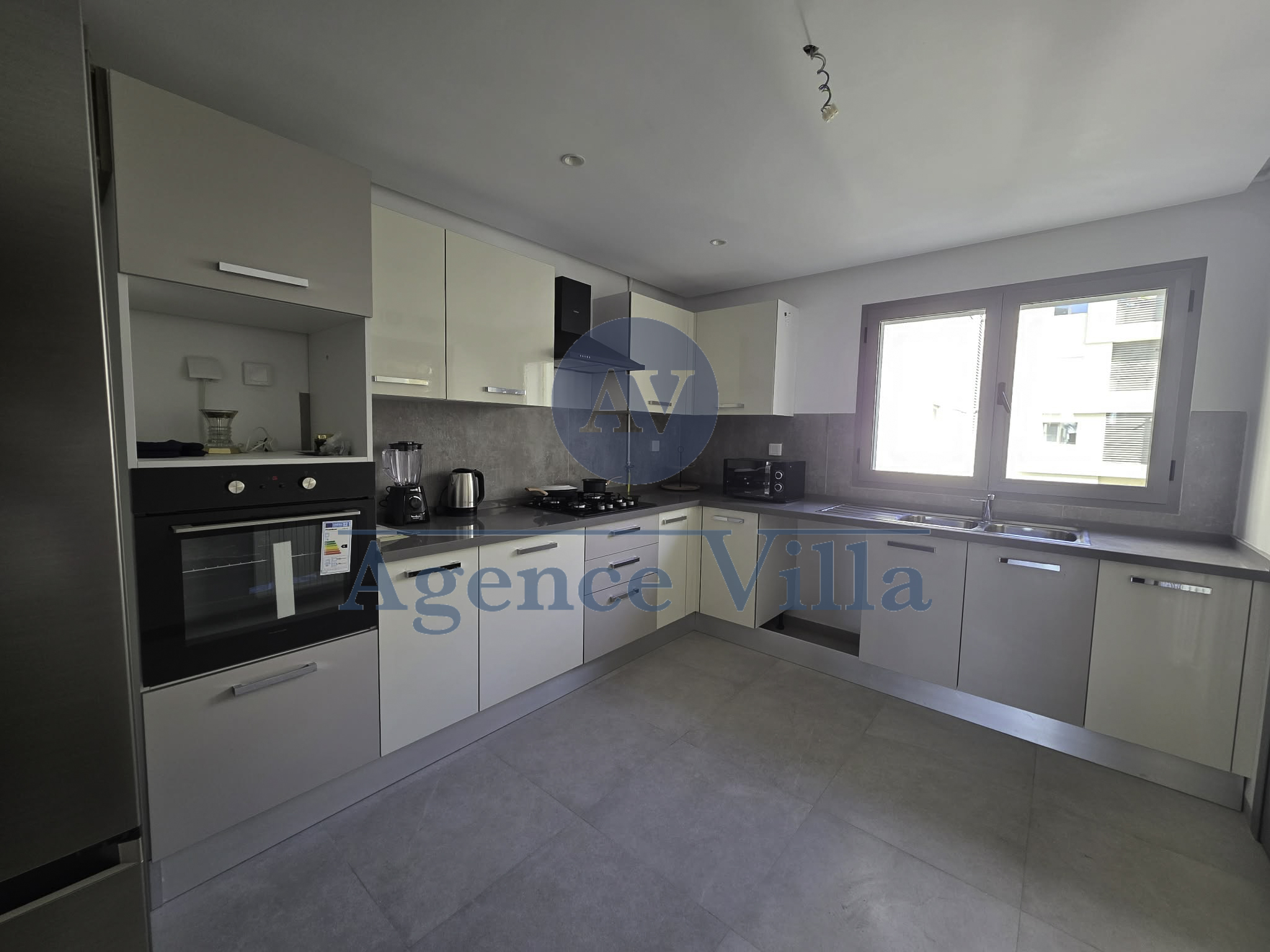 Ain Zaghouan&nbsp;Ain Zaghouan&nbsp;Location&nbsp;Appart. 3 pi�ces&nbsp;Appartement s2 meubl�  nouvelle soukra