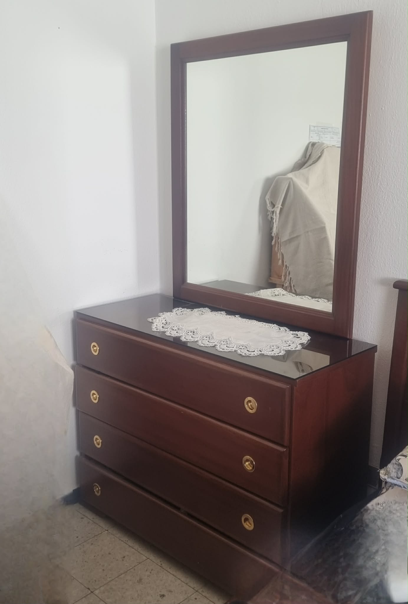 Ariana Ville&nbsp;Riadh Landlous&nbsp;Autres meubles&nbsp;Autres&nbsp;Meuble en tres bonne �tat