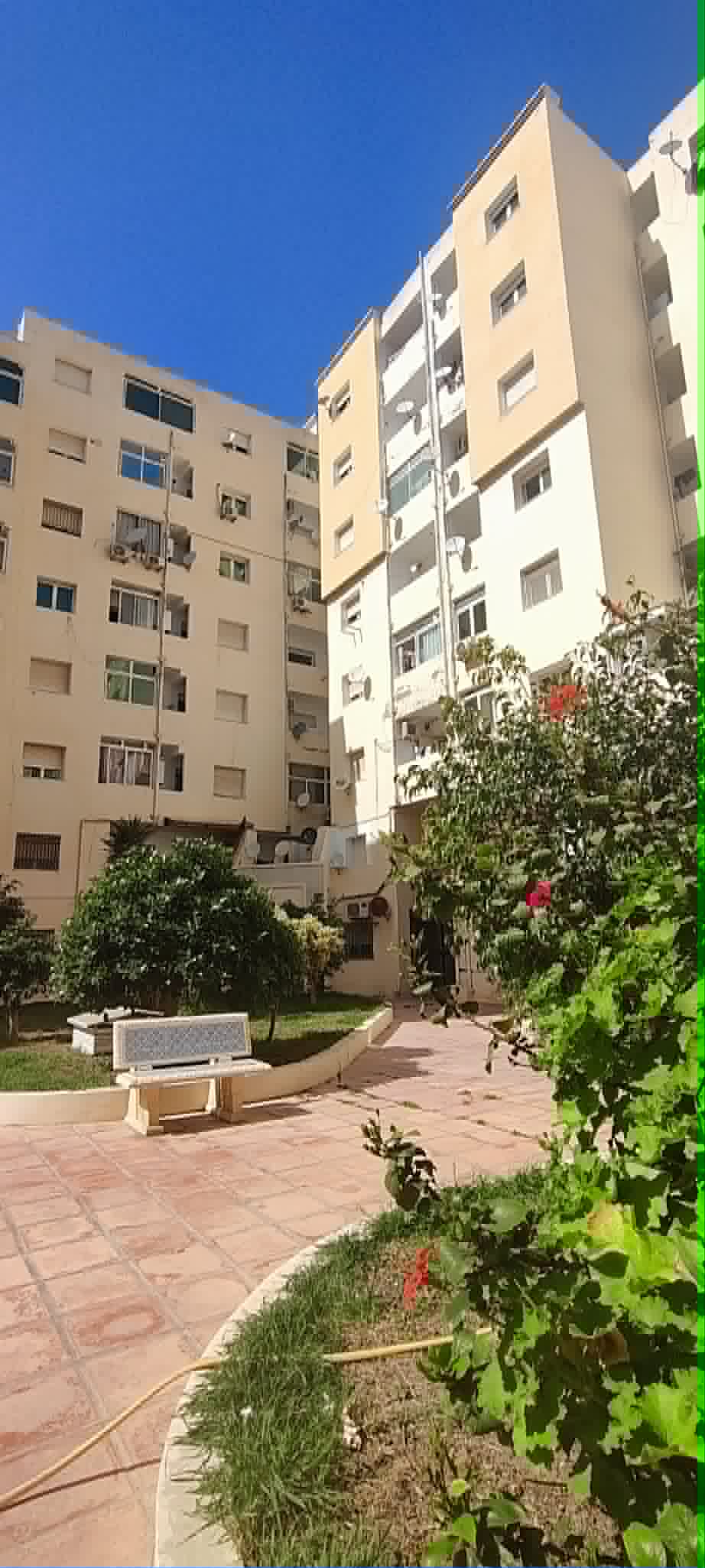 La Marsa&nbsp;El Aouina&nbsp;Location&nbsp;Appart. 2 pi�ces&nbsp;Bel appartement au jardin l'aouina