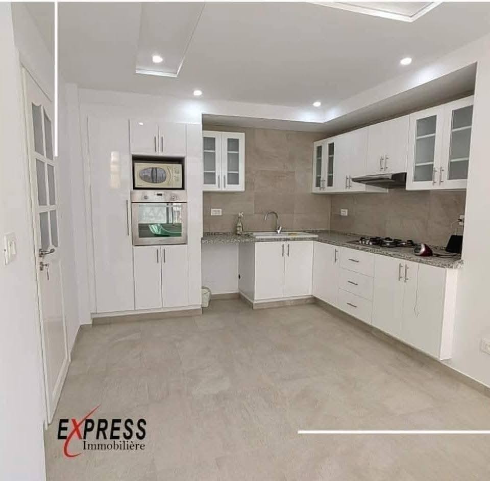 El Menzah&nbsp;El Menzah 9&nbsp;Location&nbsp;Duplex&nbsp;Dulex s4 dans une r�sidence � menzah 9a