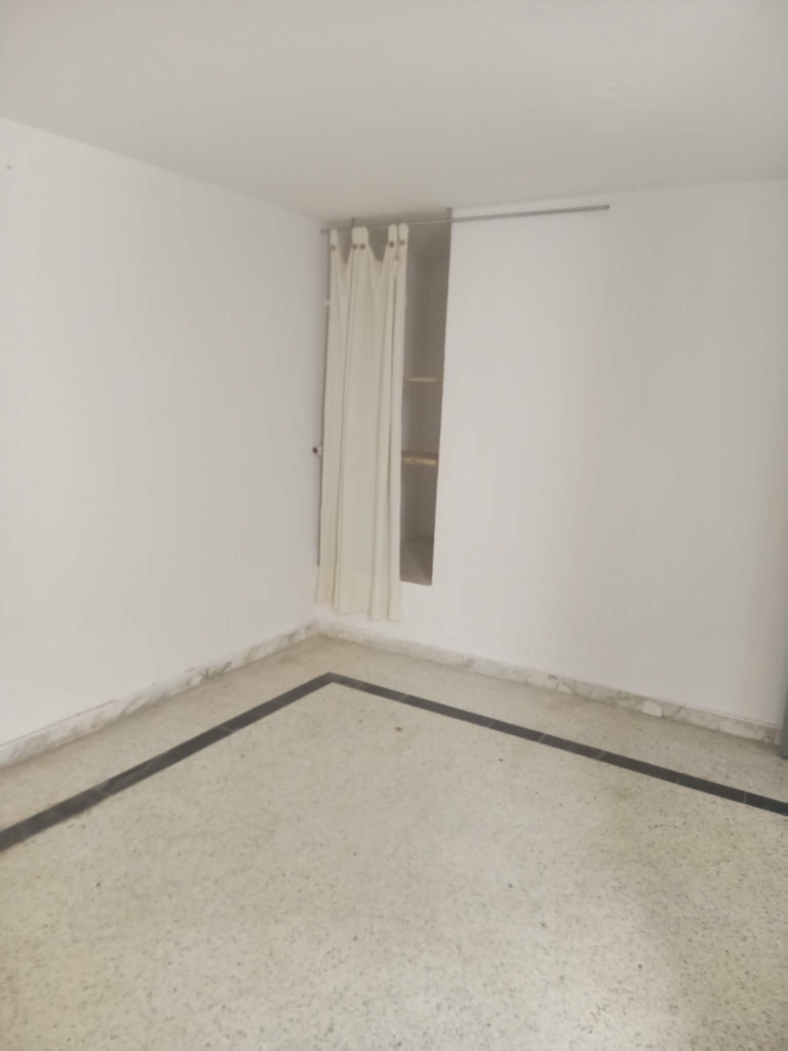Ariana Ville&nbsp;El Menzah 5&nbsp;Location&nbsp;Appart. 2 pi�ces&nbsp;Menzah5 usage professionnel