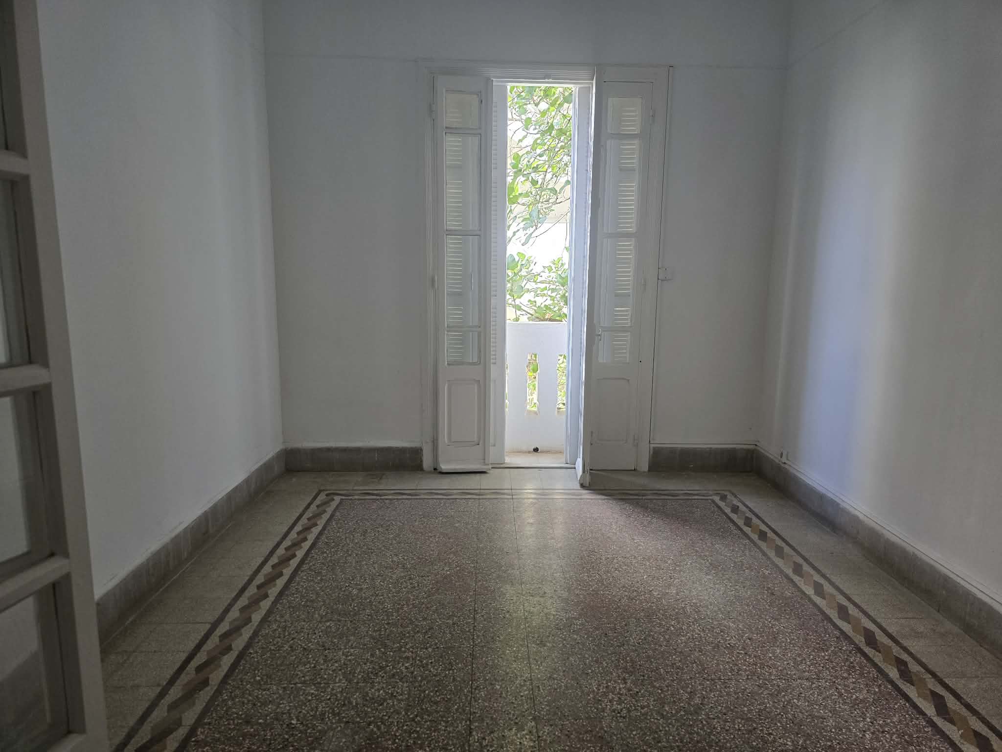 Bab Bhar&nbsp;Bab Bhar&nbsp;Bureaux & Commerces&nbsp;Bureau&nbsp;Bureau � la rue de palestine