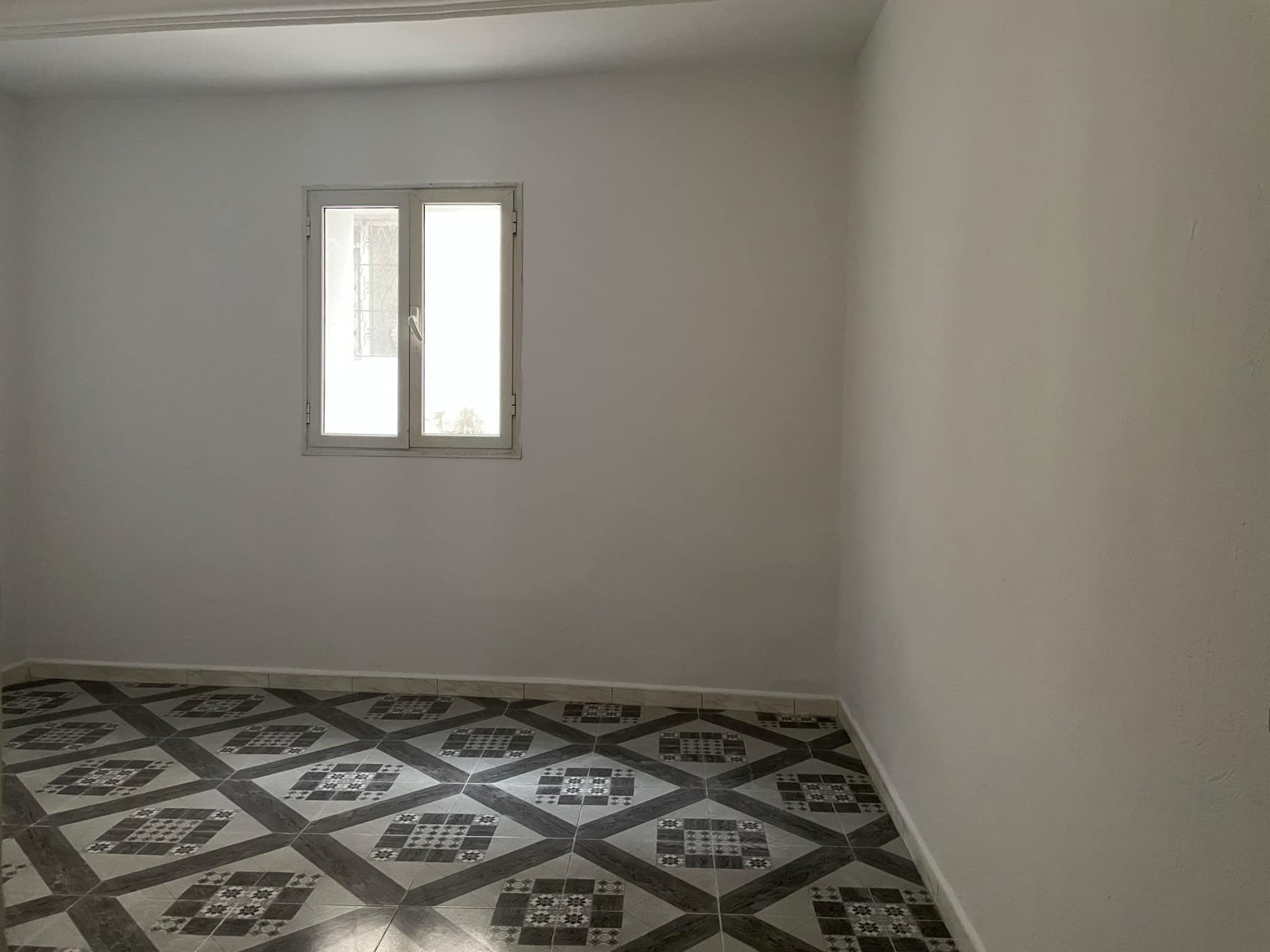Bab Bhar&nbsp;Bab Bhar&nbsp;Location&nbsp;Appart. 2 pi�ces&nbsp;Studio au passage tunis