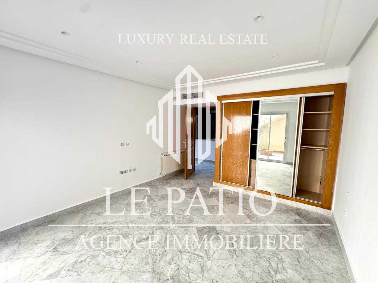 Location&nbsp;Duplex