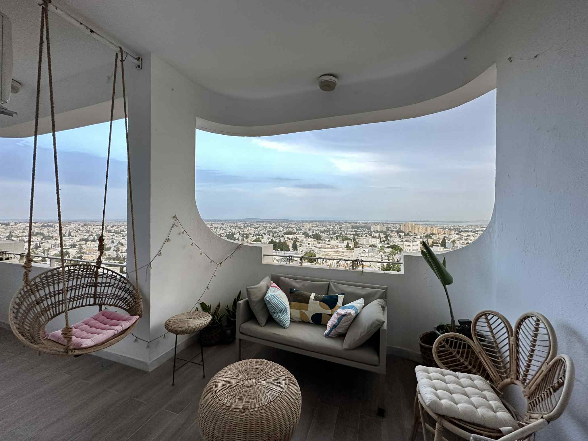 Ariana Ville&nbsp;El Menzah 6&nbsp;Location&nbsp;Appart. 4 pi�ces&nbsp;Appart s3 meubl� avec vue panoramique � menzah 6