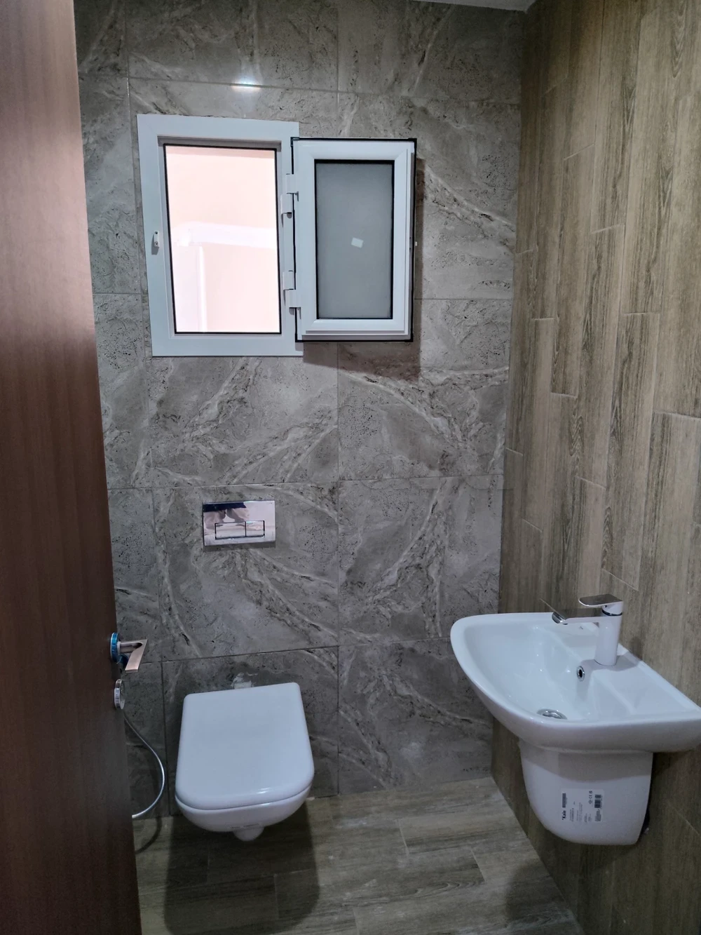 El Omrane&nbsp;El Omrane&nbsp;Location&nbsp;Appart. 3 pi�ces&nbsp;Un ravissant appartement s2 neuf � cit� ettahrir