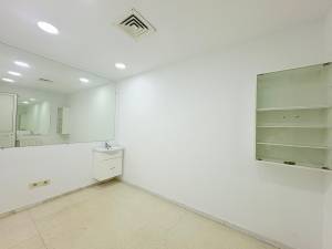 Ariana Ville&nbsp;El Menzah 5&nbsp;Location&nbsp;Maisons&nbsp;A  hall5  usage bureautique ou ref155a