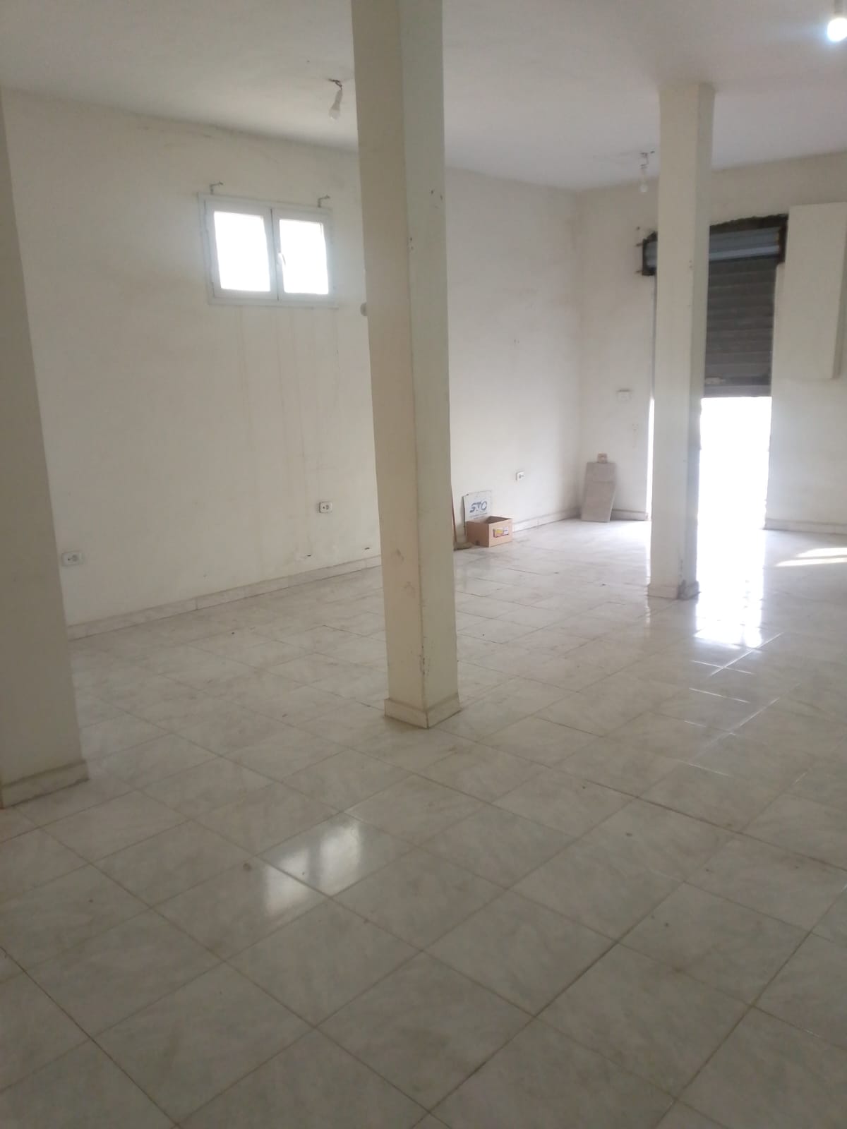 Mannouba&nbsp;La Mannouba&nbsp;Bureaux & Commerces&nbsp;Atelier,Garage&nbsp;Local � usage de burau