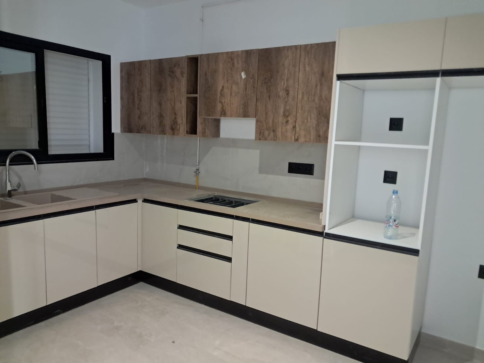 Raoued&nbsp;Cite El Ghazala 1&nbsp;Location&nbsp;Appart. 3 pi�ces&nbsp;S2 neuf 1000d ghazela