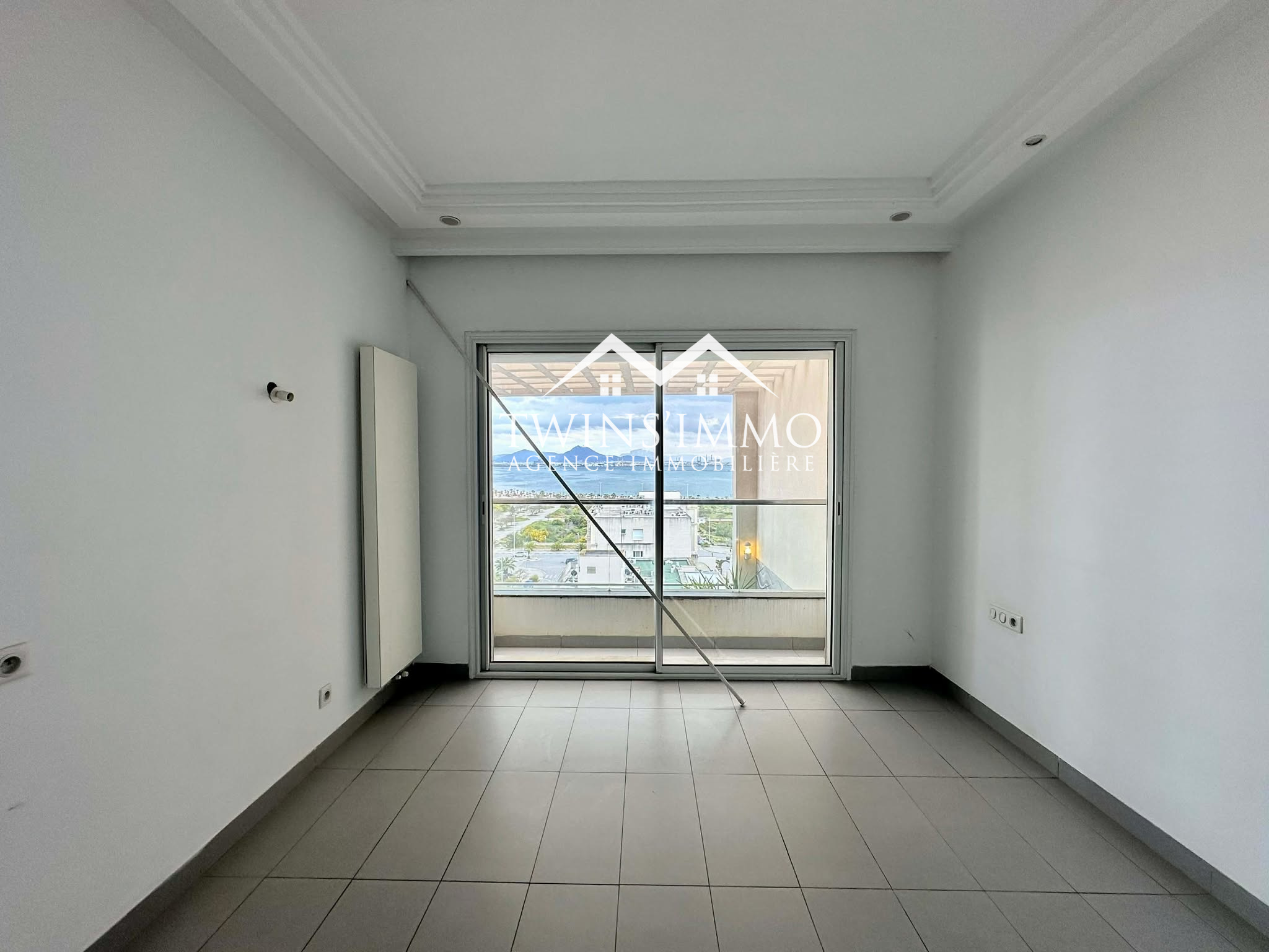 La Marsa&nbsp;Berge Du Lac&nbsp;Location&nbsp;Duplex&nbsp;Duplex s4 avec piscine aux berges du lac 2