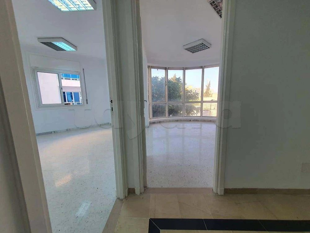 Bab Bhar&nbsp;Montplaisir&nbsp;Location&nbsp;Appart. 4 pi�ces&nbsp;Beau bureau montplaisir