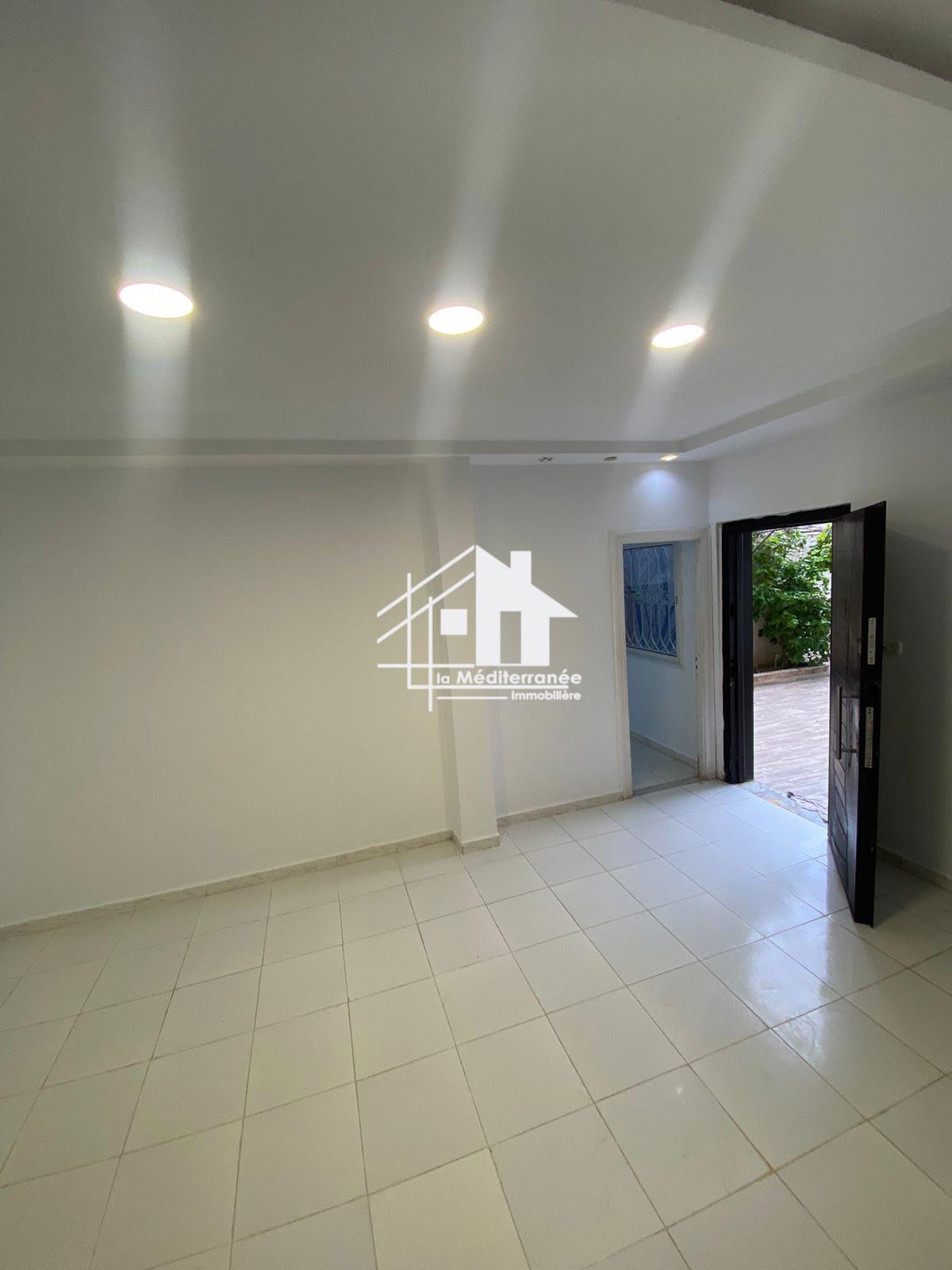 Le Bardo&nbsp;Khaznadar&nbsp;Location&nbsp;Appart. 2 pi�ces&nbsp;�tage de villa s1 � khaznadar